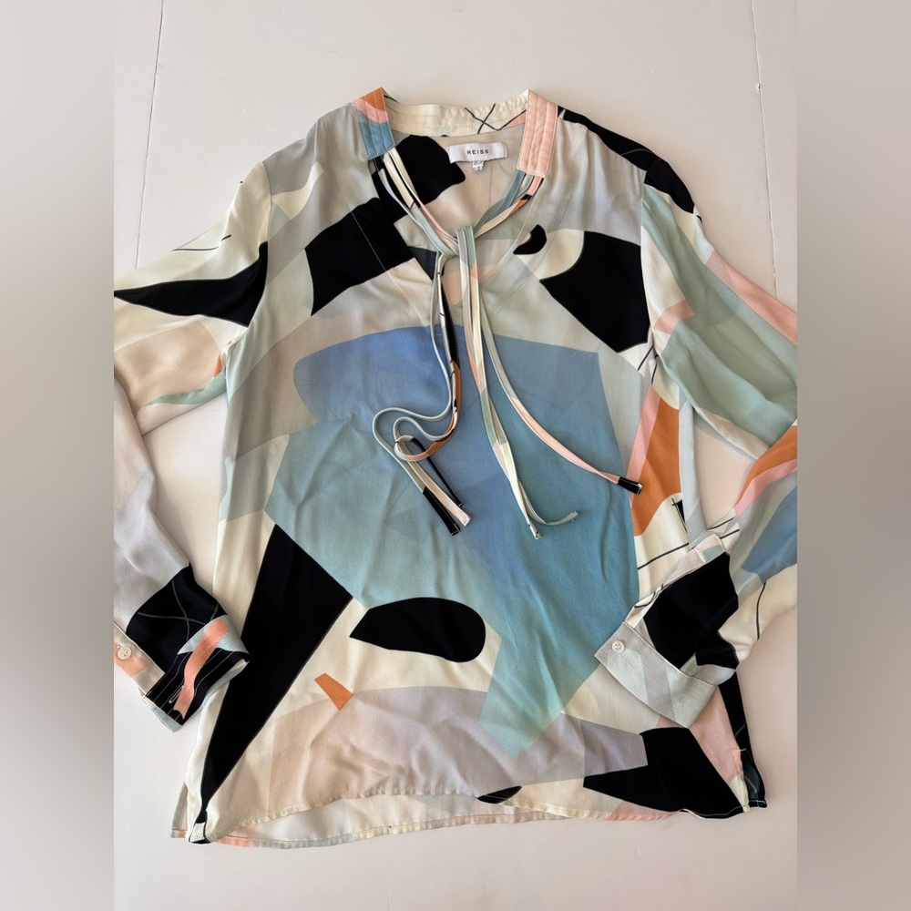 Reiss Rosie Multicolor Abstract V-Neck Blouse 2 - Picture 3 of 8